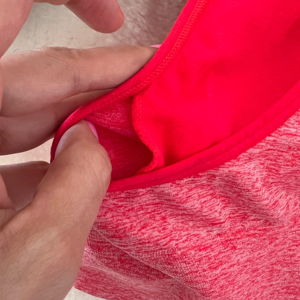 Pink VS Sport Bra - Picture 3 of 4